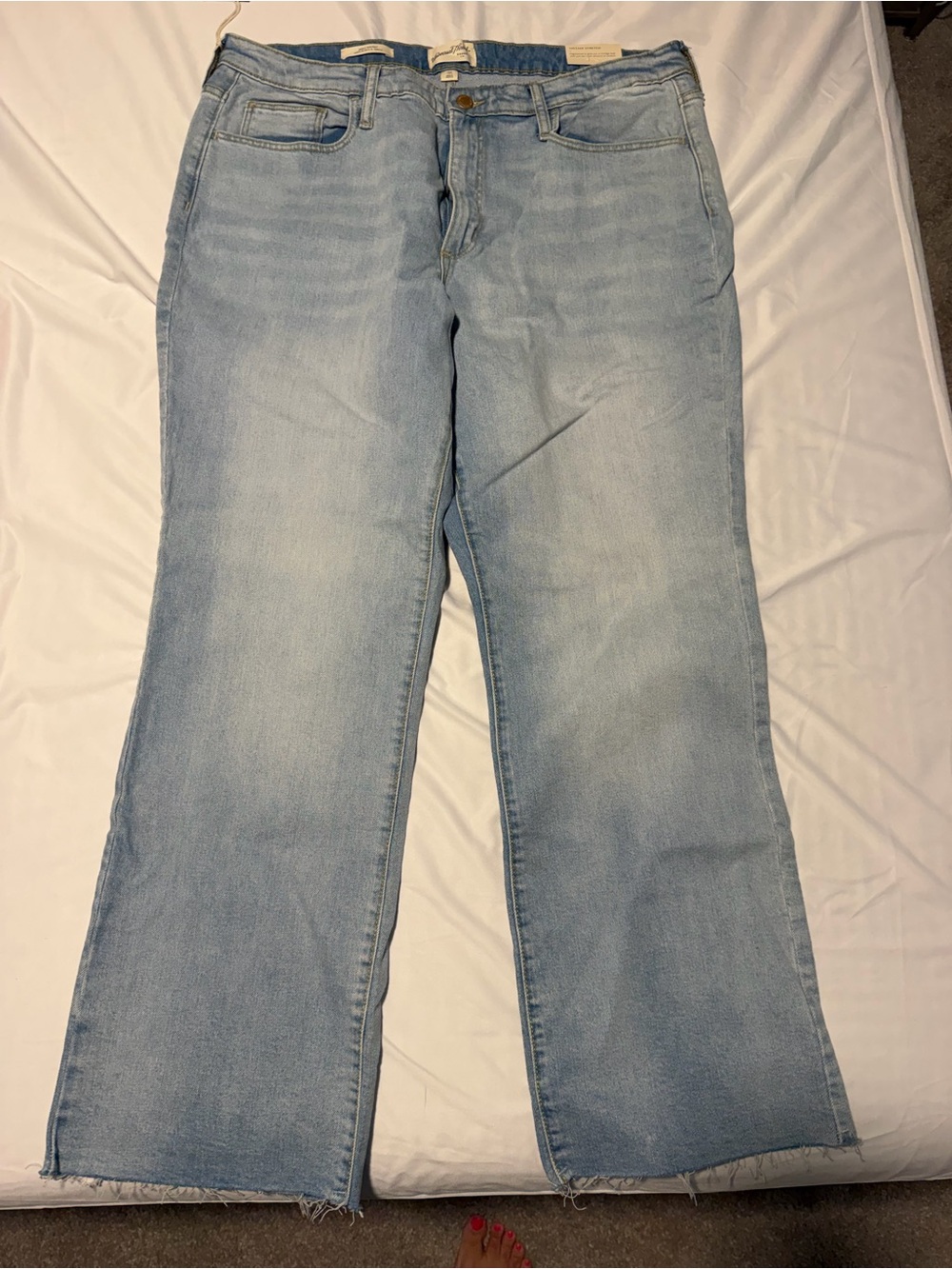 Universal Thread Light Wash Boot Cut Jeans